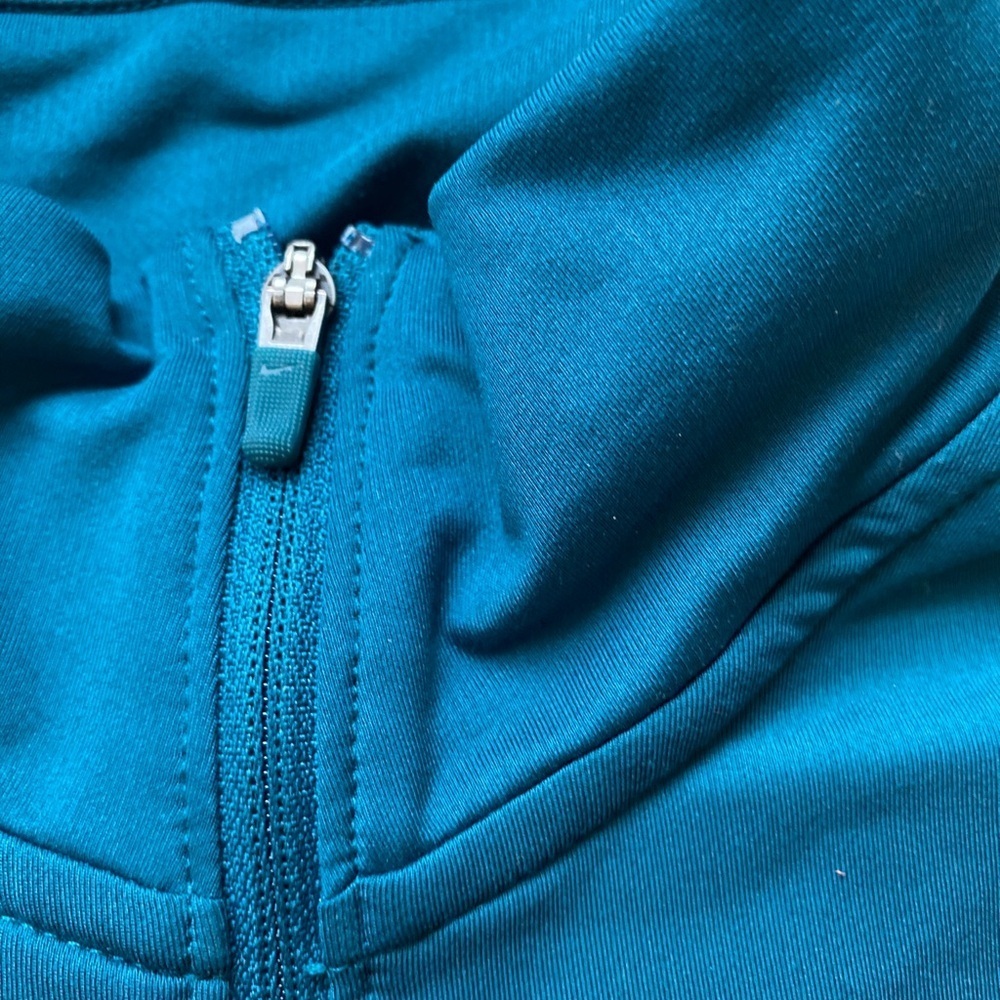 Nike Dri-FIT Teal Half-Zip Long Sleeve Pullover – Women’s Large - Picture 3 of 6